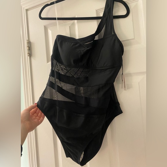 Shade & Shore Other - NWT One Shoulder Target Swimsuit Size L